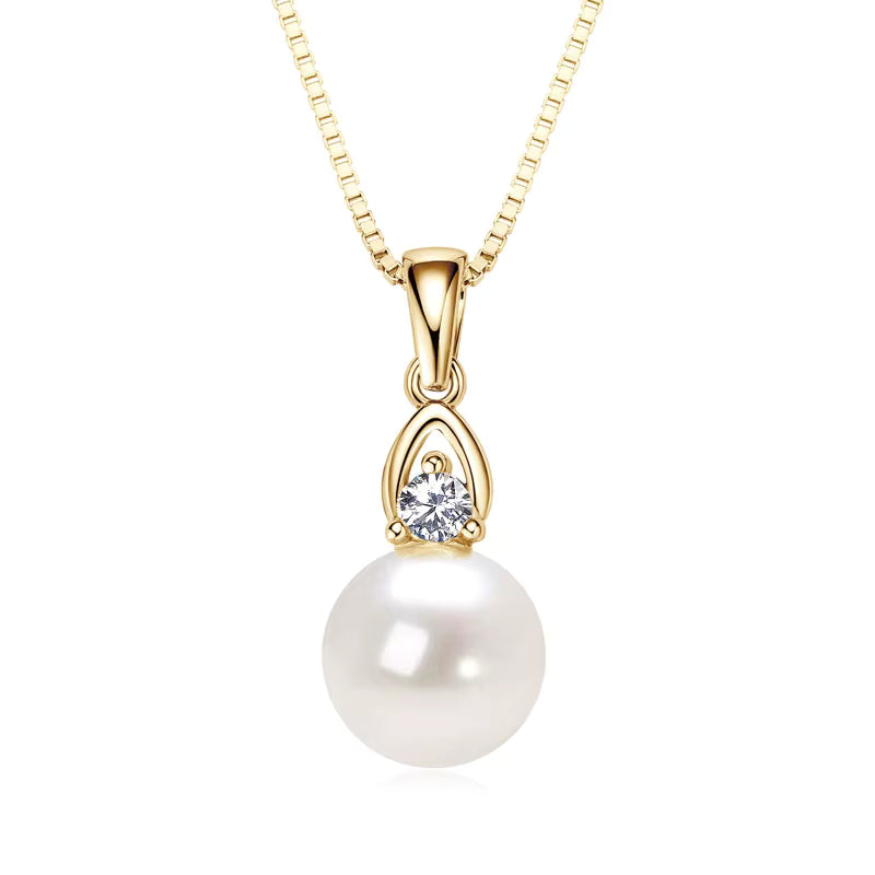 Classic Pearl Necklace in moissanite + sterling silver 925