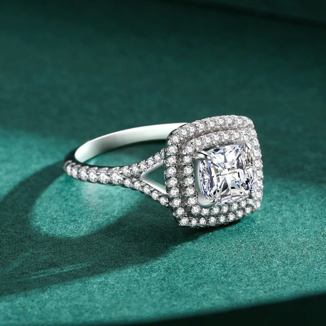 Emerald Cut Moissanite Engagement Ring – ALVARAH Jewelry